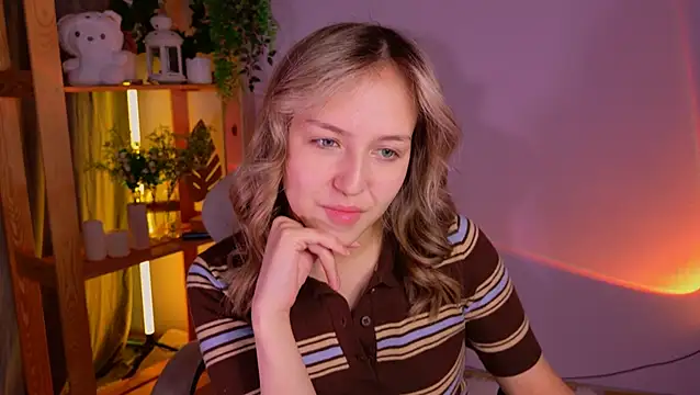 CindySparkl online show from May 31, 2026, 4:20 am