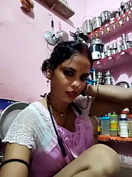 Snapshot of Cut_ragni chatting on October 5, 2025, 5:33 pm Cut ragni online show from October 5, 2025, 5:33 pm