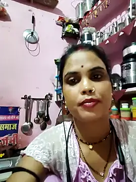 Snapshot of Cut_ragni chatting on October 9, 2025, 6:28 pm Cut ragni online show from October 9, 2025, 6:28 pm