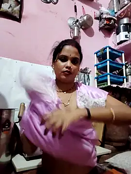 Snapshot of Cut_ragni chatting on October 23, 2025, 5:12 pm Cut ragni online show from October 23, 2025, 5:12 pm