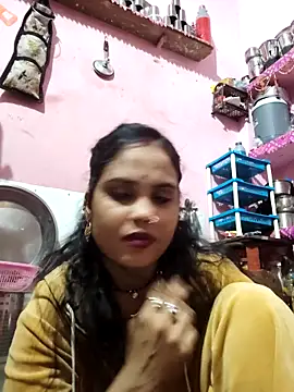 Snapshot of Cut_ragni chatting on February 12, 2026, 5:08 pm Cut ragni online show from February 12, 2026, 5:08 pm