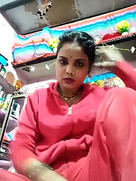 Snapshot of Cut_ragni chatting on February 17, 2026, 7:09 pm Cut ragni online show from February 17, 2026, 7:09 pm