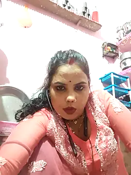 Snapshot of Cut_ragni chatting on February 26, 2026, 5:56 pm Cut ragni online show from February 26, 2026, 5:56 pm
