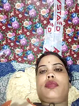 Snapshot of Cut_ragni chatting on March 5, 2026, 7:26 am Cut ragni online show from March 5, 2026, 7:26 am