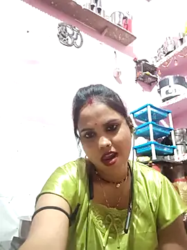 Cut ragni online show from April 9, 2026, 5:40 pm