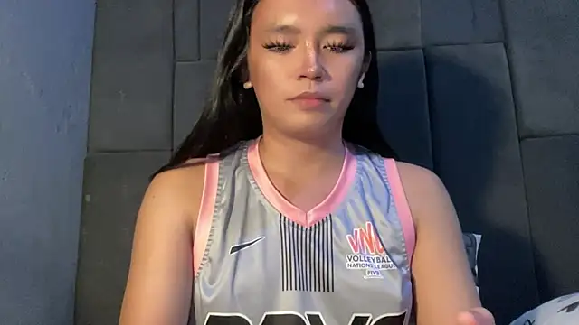 Claudia Johnson online show from October 2, 2025, 12:23 pm