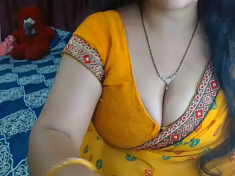 Hot anika  online show from June 15, 2026, 9:11 am