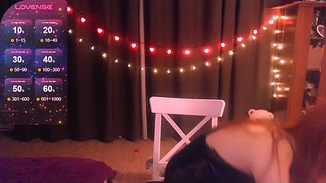 Crystal2207 online show from April 5, 2026, 8:28 pm