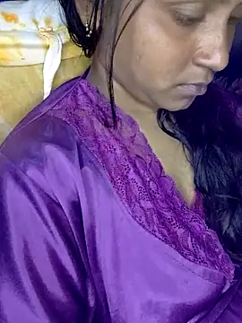 Snapshot of Soniya549 chatting on October 2, 2025, 4:58 pm Soniya549 online show from October 2, 2025, 4:58 pm
