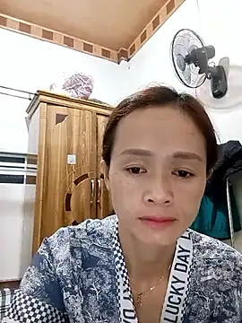 Sexy-loveass20 online show from September 12, 2025, 3:01 pm