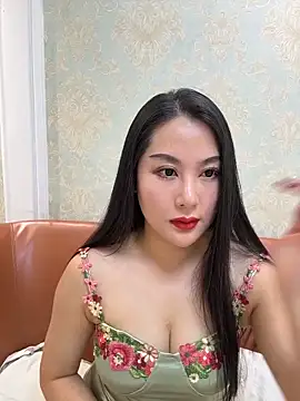 Snapshot of Candice888 chatting on November 23, 2025, 11:10 am Candice888 online show from November 23, 2025, 11:10 am