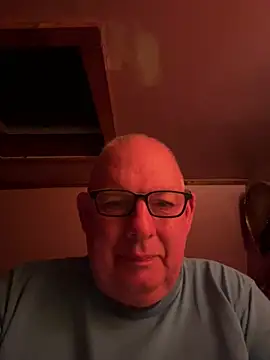 CharlieWeaver22 online show from July 4, 2026, 2:51 am