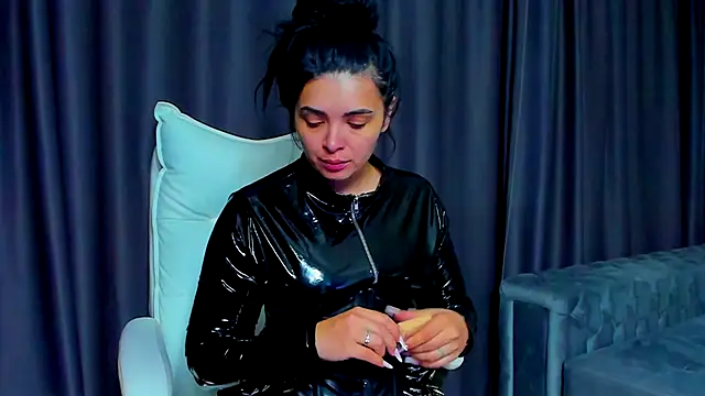 Snapshot of DevashaQueenX chatting on September 30, 2025, 7:02 am DevashaQueenX online show from September 30, 2025, 7:02 am