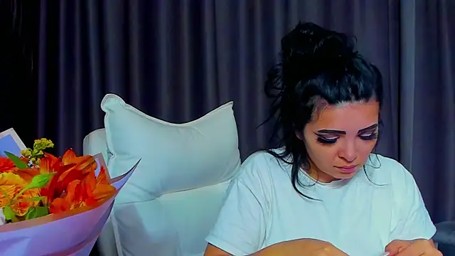 Snapshot of DevashaQueenX chatting on October 28, 2025, 7:34 am DevashaQueenX online show from October 28, 2025, 7:34 am