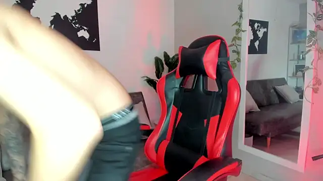 Mathewboy1 online show from September 24, 2025, 2:37 am