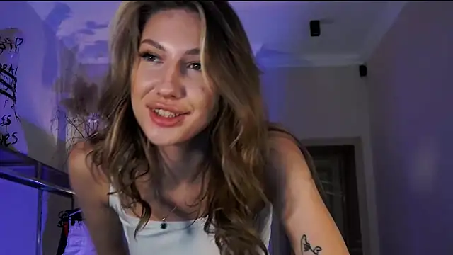 MariGven online show from October 14, 2025, 12:50 pm