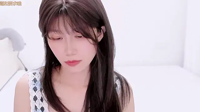 Rabbitlittlefool online show from November 25, 2025, 3:45 pm