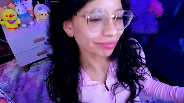 Giaa rossi online show from April 14, 2026, 2:12 pm