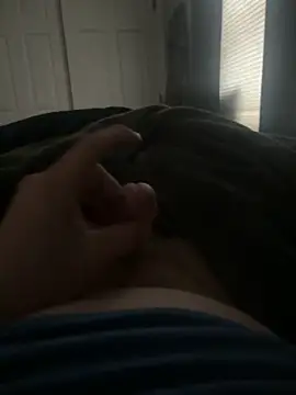 Snapshot of Buck2000 chatting on April 5, 2026, 12:13 pm Buck2000 online show from April 5, 2026, 12:13 pm