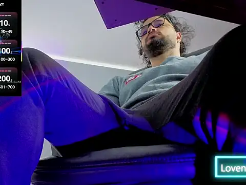 Snapshot of Ernesto-Rodriguez82 chatting on September 27, 2025, 1:27 pm Ernesto-Rodriguez82 online show from September 27, 2025, 1:27 pm