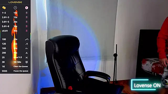 Snapshot of Ernesto-Rodriguez82 chatting on November 8, 2025, 2:50 pm Ernesto-Rodriguez82 online show from November 8, 2025, 2:50 pm