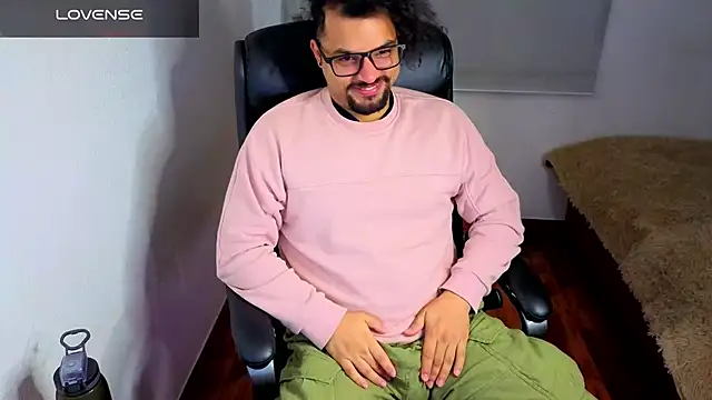 Ernesto-Rodriguez82 online show from February 20, 2026, 6:48 am