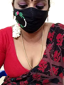 Snapshot of yoga-mithraa chatting on November 17, 2025, 2:01 pm yoga-mithraa online show from November 17, 2025, 2:01 pm