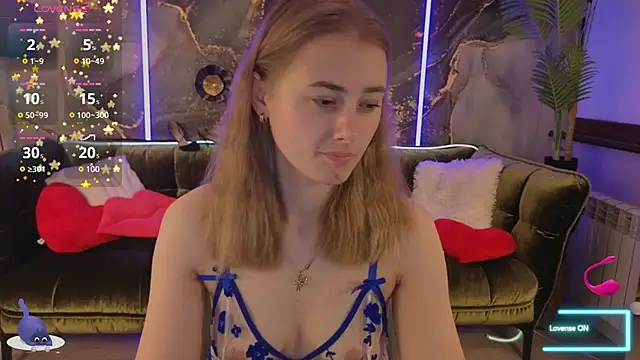 Sun Kitty  online show from September 14, 2025, 6:45 am