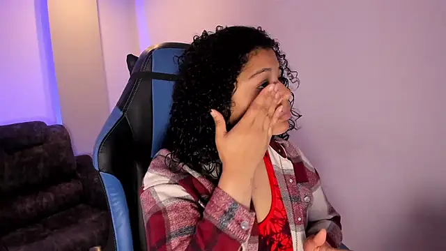 Dakota Mars online show from October 4, 2025, 12:25 pm