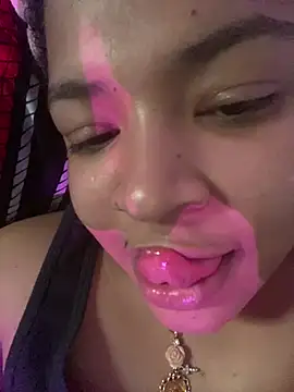 Dakota Mars online show from April 18, 2026, 7:07 pm