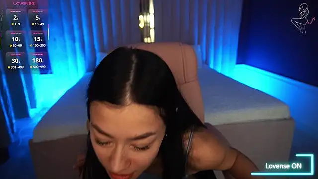 FataleNellie online show from September 29, 2025, 8:24 pm