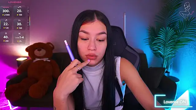 FataleNellie online show from December 15, 2025, 8:57 pm