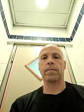 Snapshot of fergi1999 chatting on February 12, 2026, 4:29 am fergi1999 online show from February 12, 2026, 4:29 am