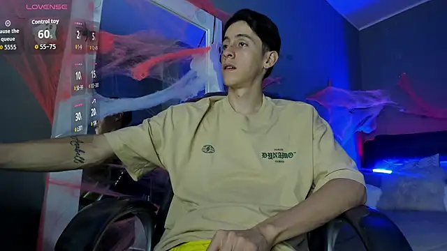 Snapshot of Jhon_snow22 chatting on October 14, 2025, 12:06 pm Jhon snow22 online show from October 14, 2025, 12:06 pm