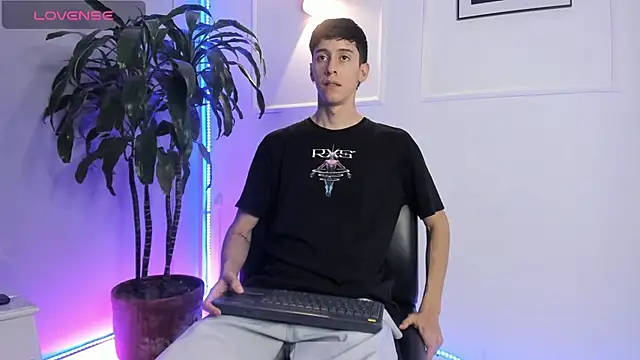 Snapshot of Jhon_snow22 chatting on November 12, 2025, 2:01 am Jhon snow22 online show from November 12, 2025, 2:01 am