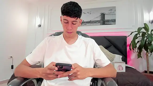 Snapshot of Jhon_snow22 chatting on November 21, 2025, 1:21 pm Jhon snow22 online show from November 21, 2025, 1:21 pm