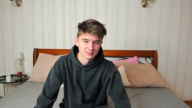 SherlockMax online show from September 27, 2025, 7:30 pm