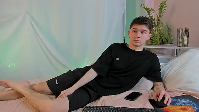 SherlockMax online show from February 7, 2026, 3:10 am