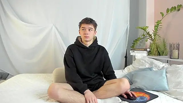 SherlockMax online show from February 18, 2026, 7:10 pm