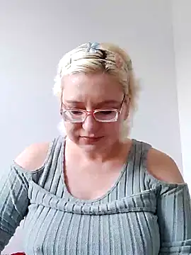 VikaKing online show from September 30, 2025, 8:52 am