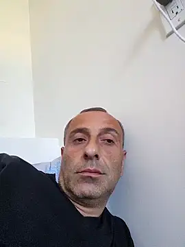 Snapshot of NY-DuDu chatting on October 4, 2025, 3:32 pm NY-DuDu online show from October 4, 2025, 3:32 pm