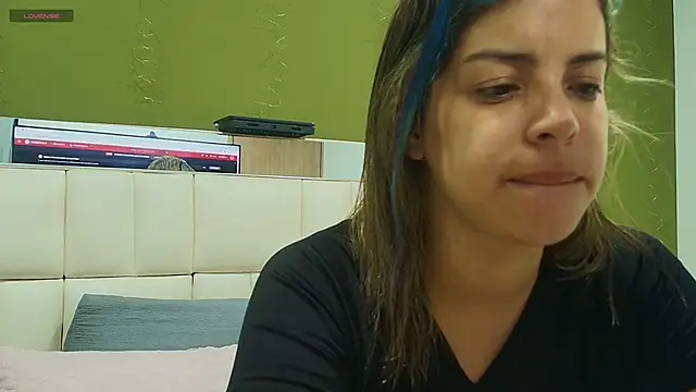 gisell gomez online show from October 12, 2025, 12:26 pm