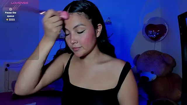 Angel-Caribbean online show from October 24, 2025, 9:44 pm