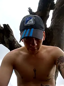 Thomasjons  online show from November 7, 2025, 3:12 pm