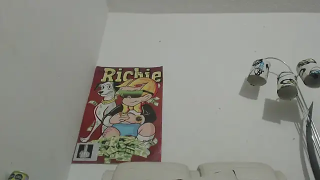 Thomasjons  online show from November 22, 2025, 1:59 am