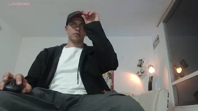 Thomasjons  online show from April 10, 2026, 4:06 am