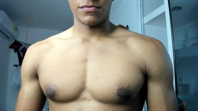 jeanfran ferrer online show from November 10, 2025, 7:35 pm