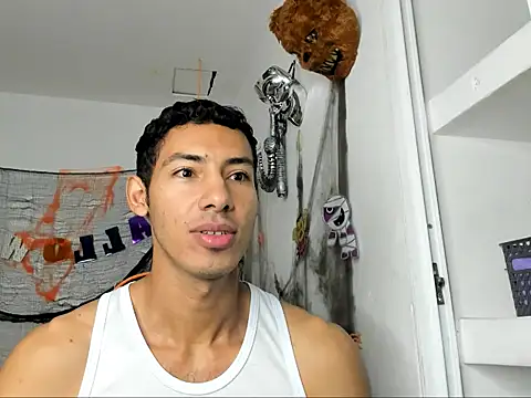 jhosep hamilton online show from October 24, 2025, 11:39 am