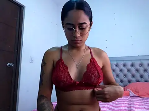 Snapshot of Daislalezma chatting on September 22, 2025, 6:54 pm Daislalezma online show from September 22, 2025, 6:54 pm