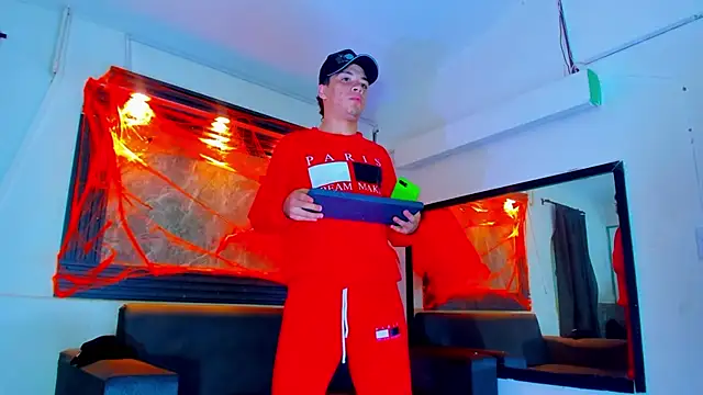 Snapshot of Rick_big chatting on October 21, 2025, 4:24 am Rick big online show from October 21, 2025, 4:24 am